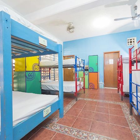 Hostel Playa Playa del Carmen Ngoại thất bức ảnh