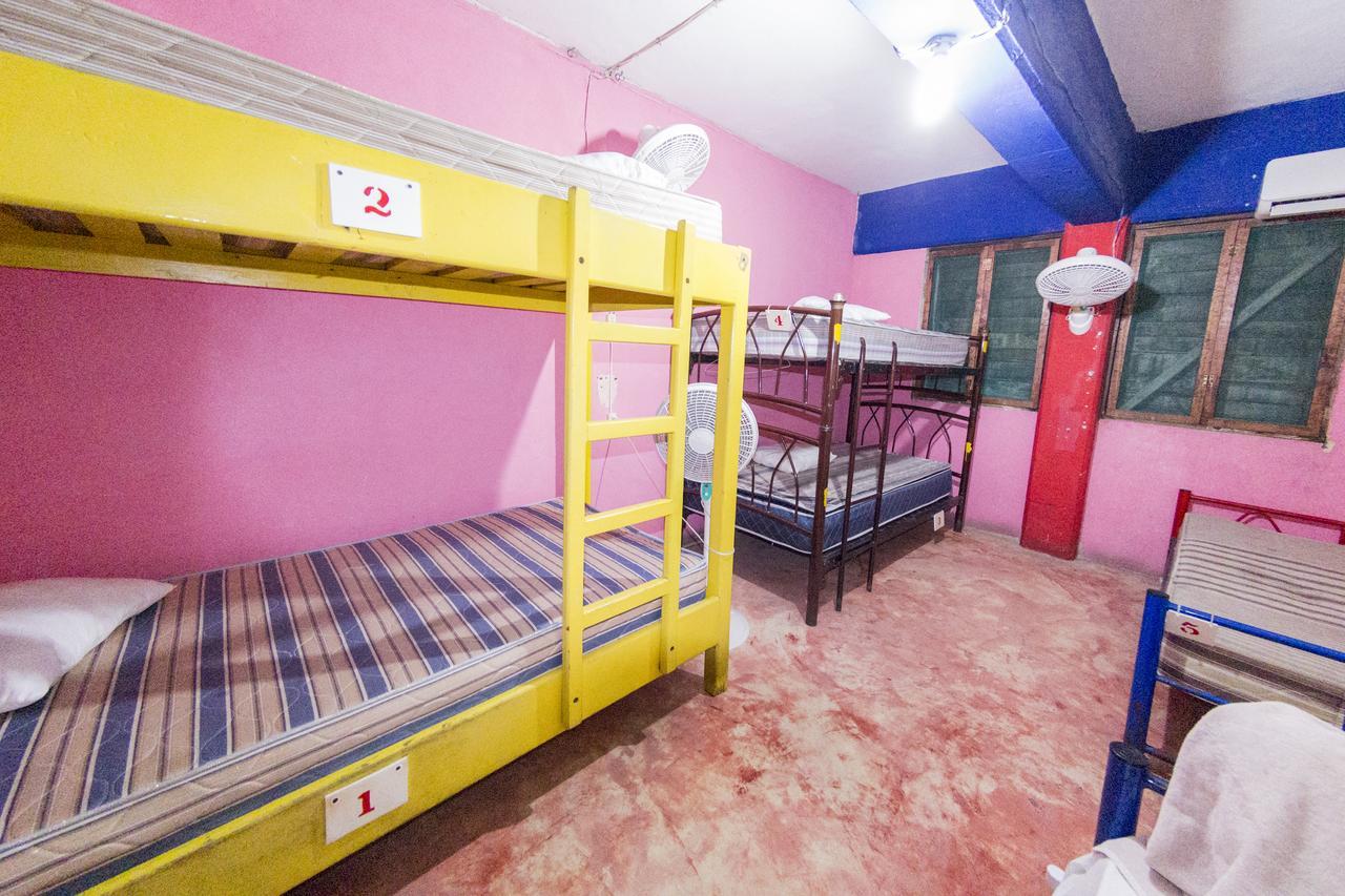 Hostel Playa Playa del Carmen Ngoại thất bức ảnh